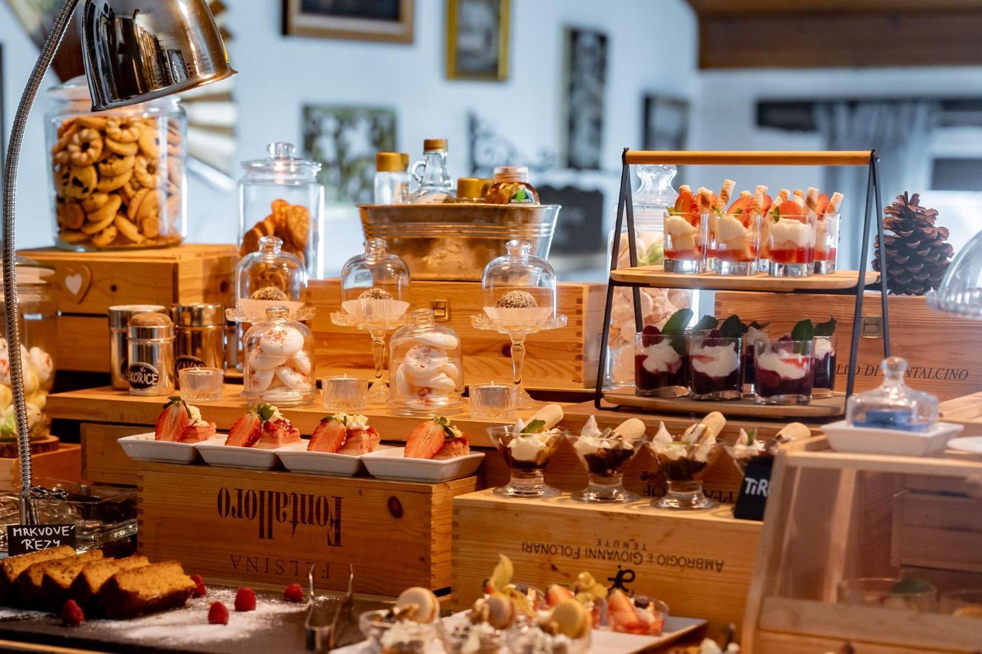 Boutique Penzion Rech Бланско Екстериор снимка